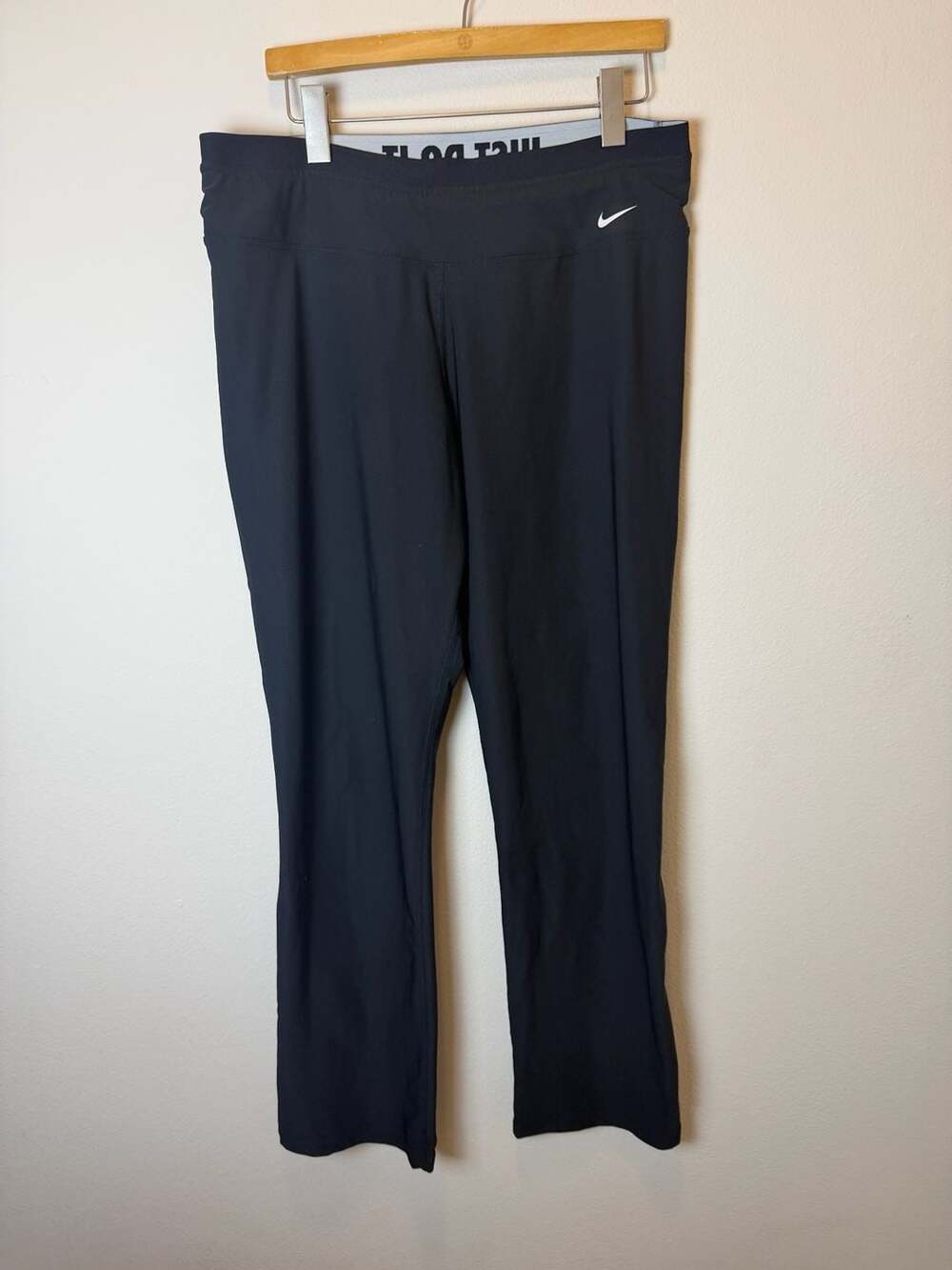 Nike Dri-Fit Pants Size 1X Black Athletic Yoga Activewear